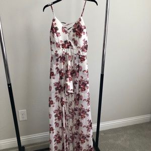 🖤3 for $15🖤 Maxi floral dress with shorts